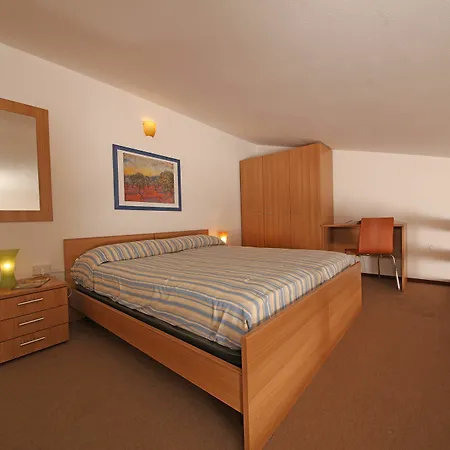 Pratone Apartment